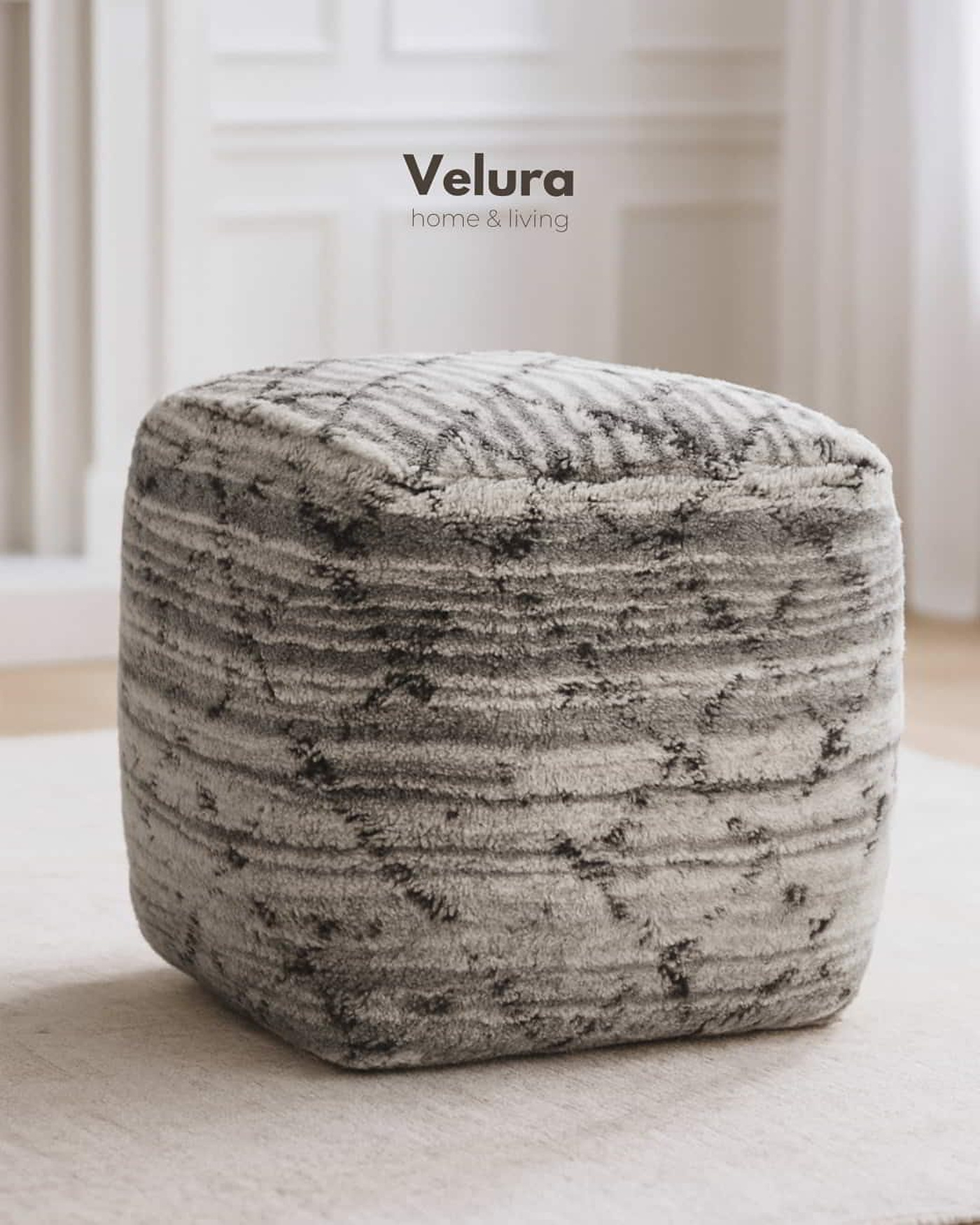 Azara Grey puf krem kahve tonları modern tasarım
