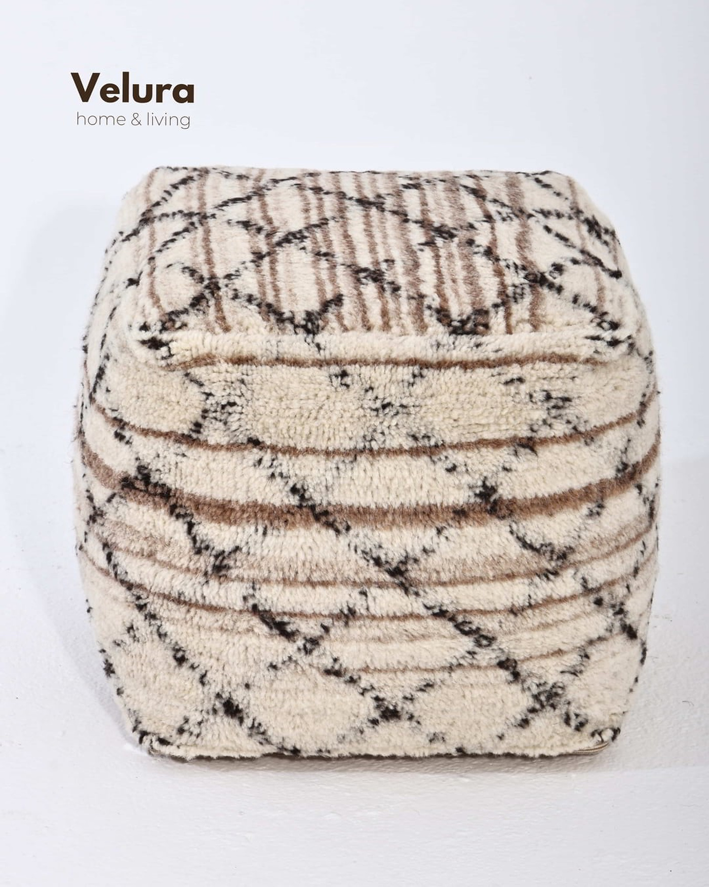 EPS dolgulu kare puf 40x40x40 ölçülerinde