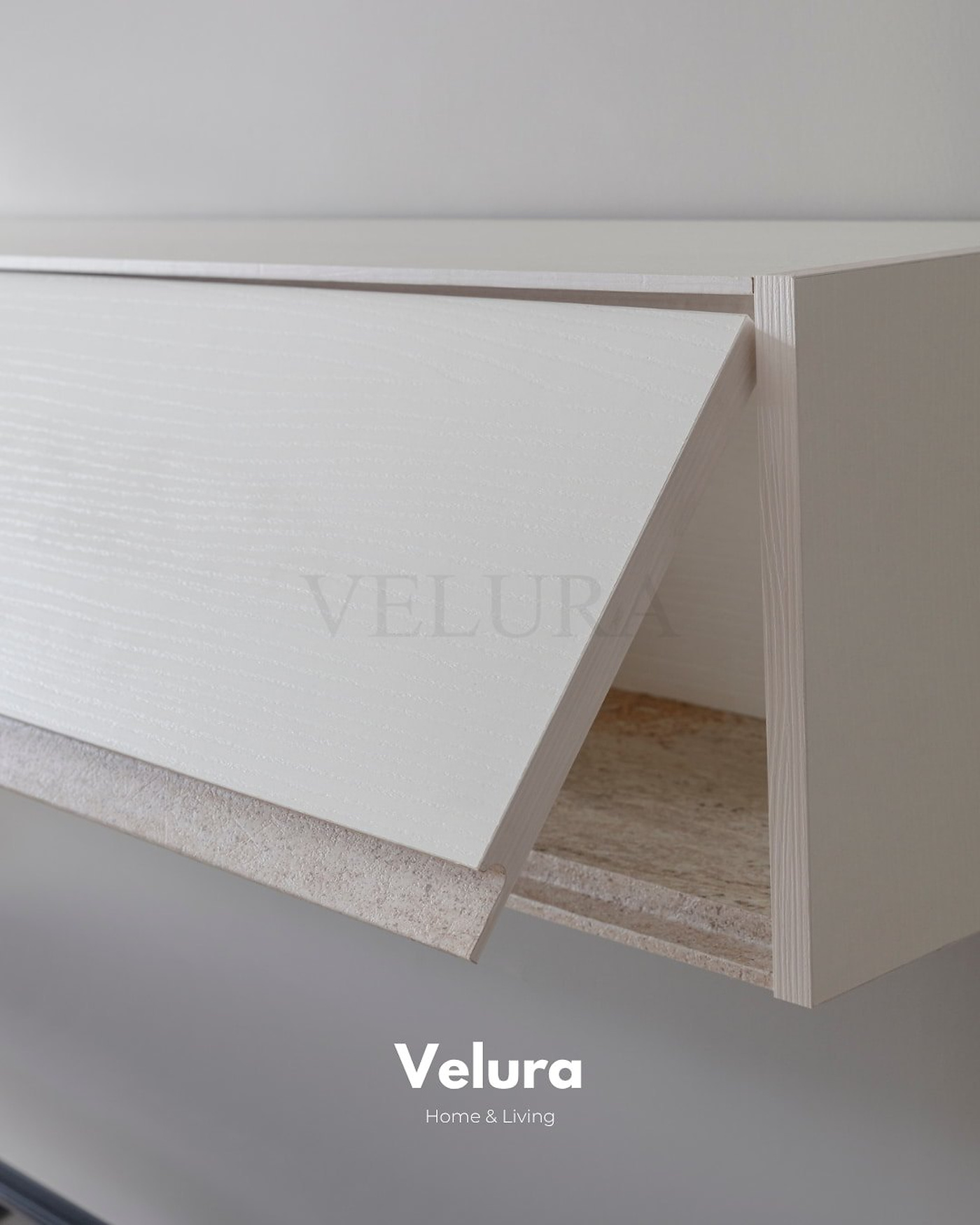 Beyaz ve traverten detaylı Flora TV Ünitesi alt–üst panel ön görünüm