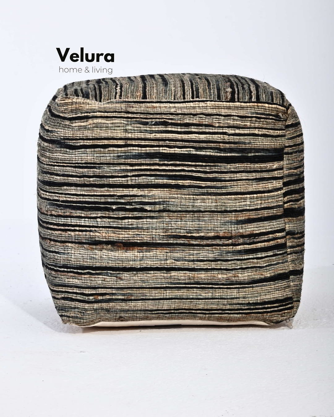 Shiro Beige Black puf hasır dokulu