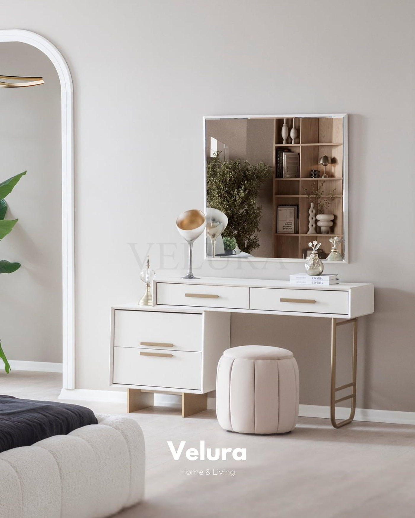 Valore Şifonyer – Kırık beyaz, gold detaylı, 4 çekmeceli