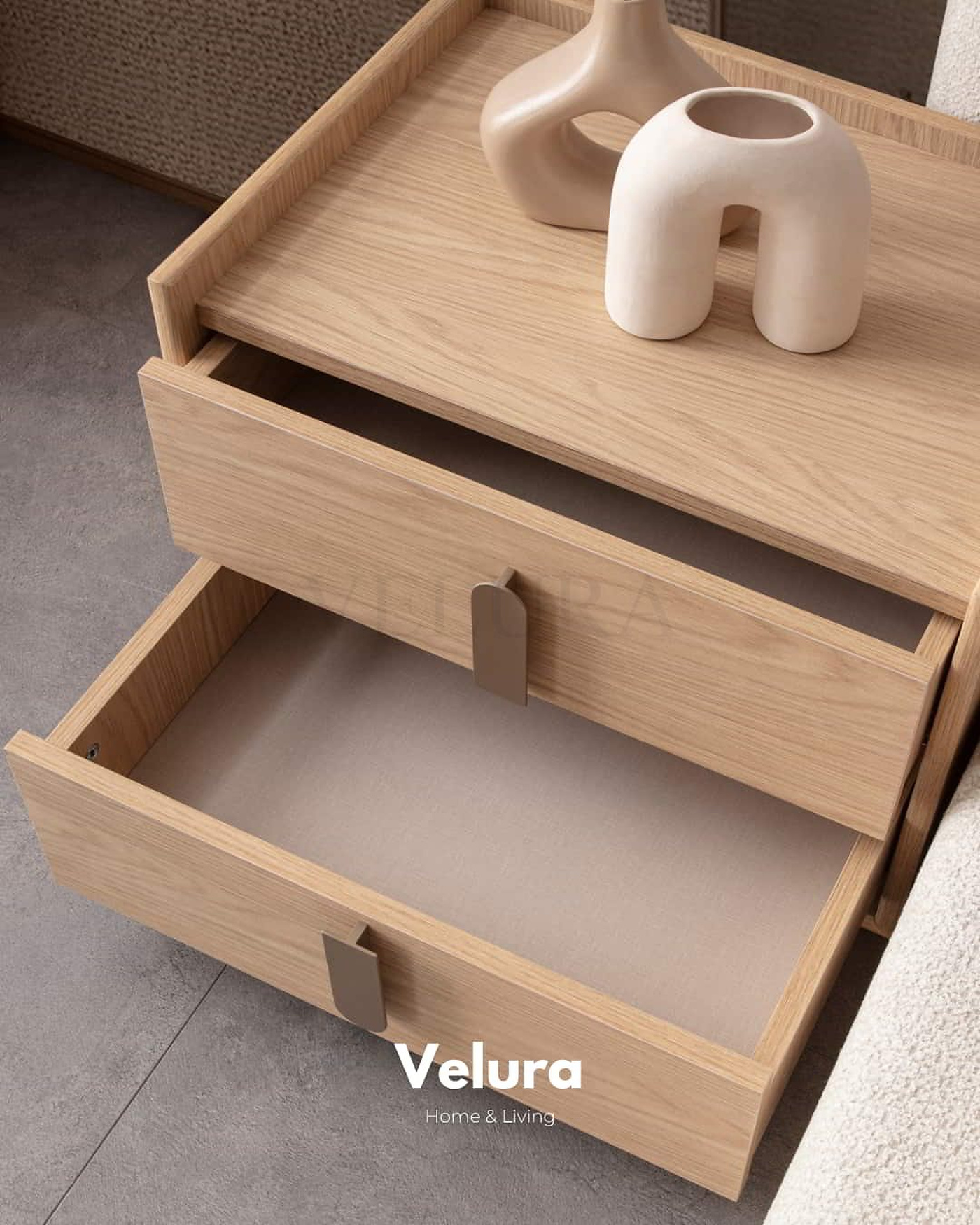 Victor Komodin – Natural renk, 2 çekmeceli, modern başucu