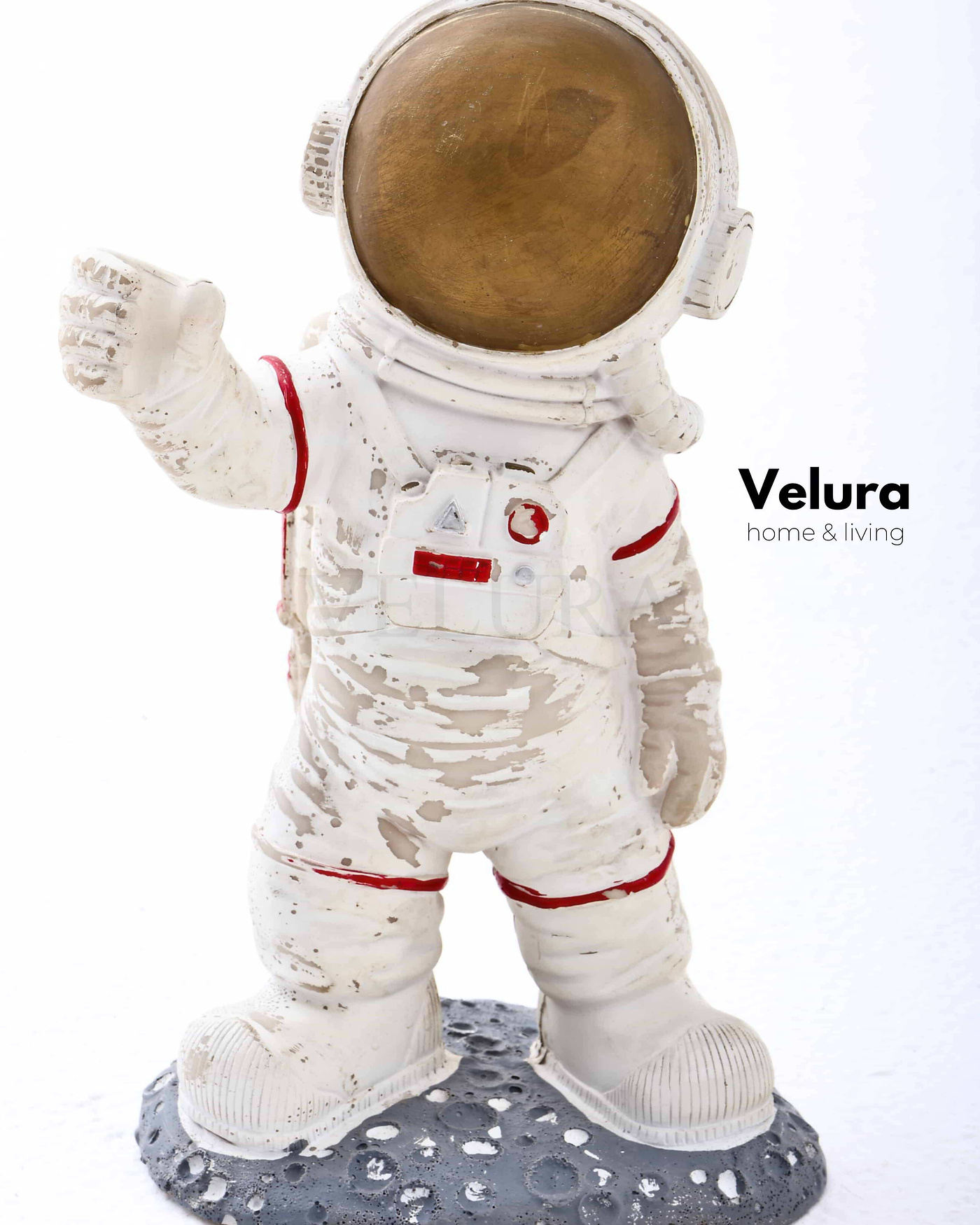 Velura Home astronot heykel koleksiyonu