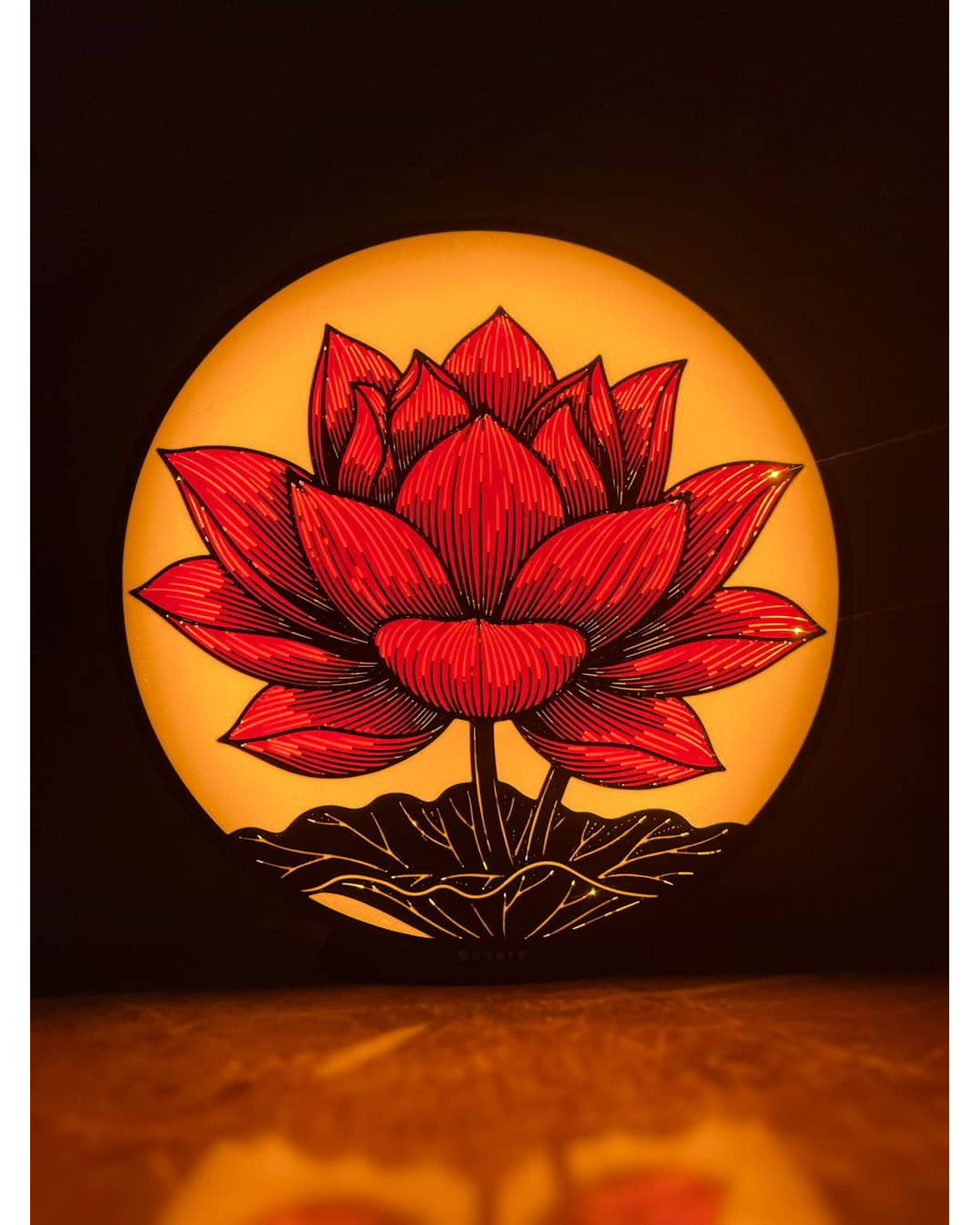 Nex Dekoratif Işık – Kızıl Lotus, kişiye özel isim alanlı, adaptörlü LED
