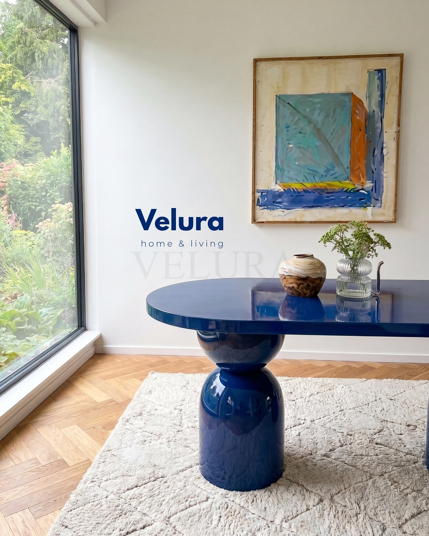 Fiberglas ayaklı lacivert Lura masa modern yemek odası tasarımı
