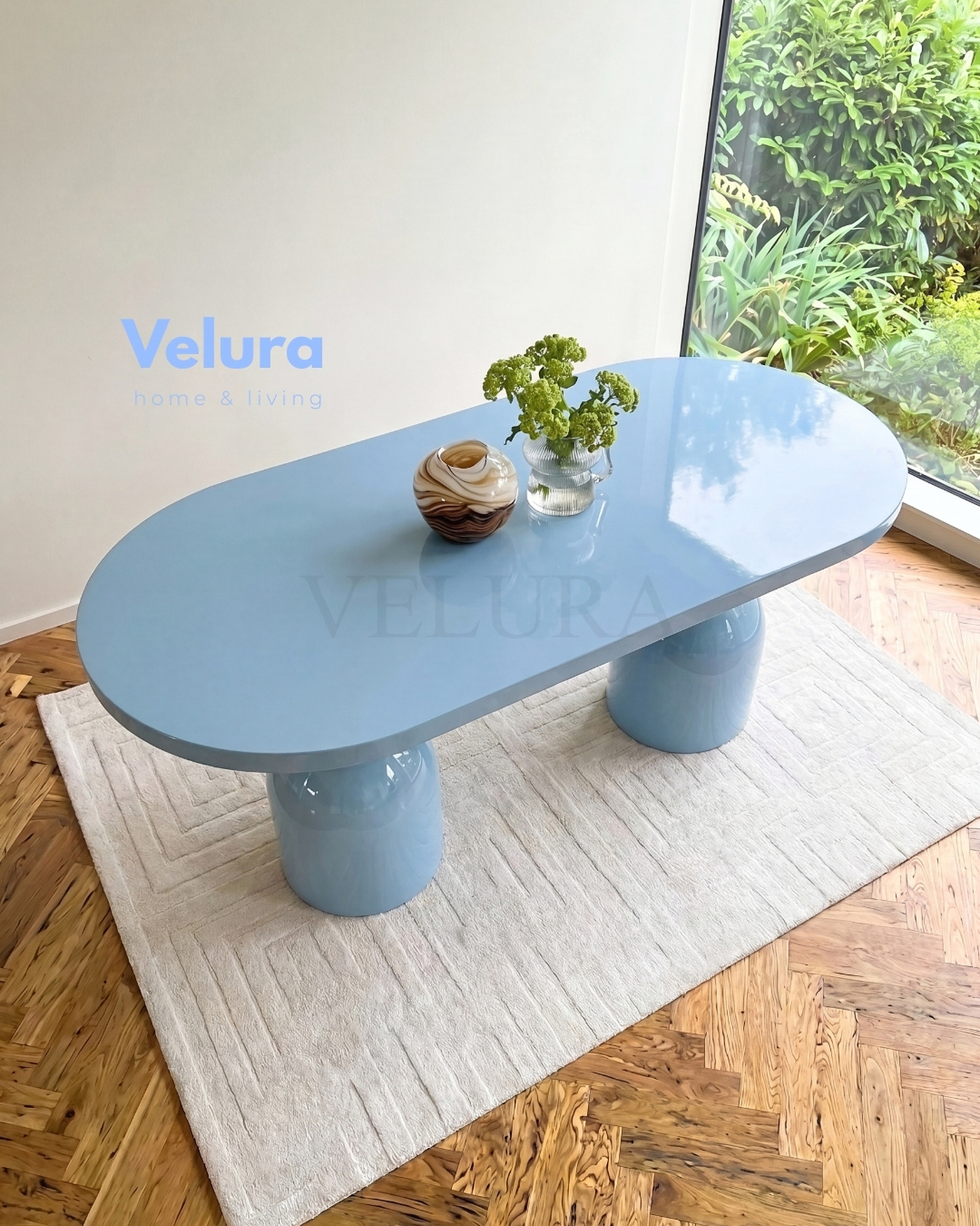 Lura mavi yemek masası oval tabla ve dekoratif ayak formu