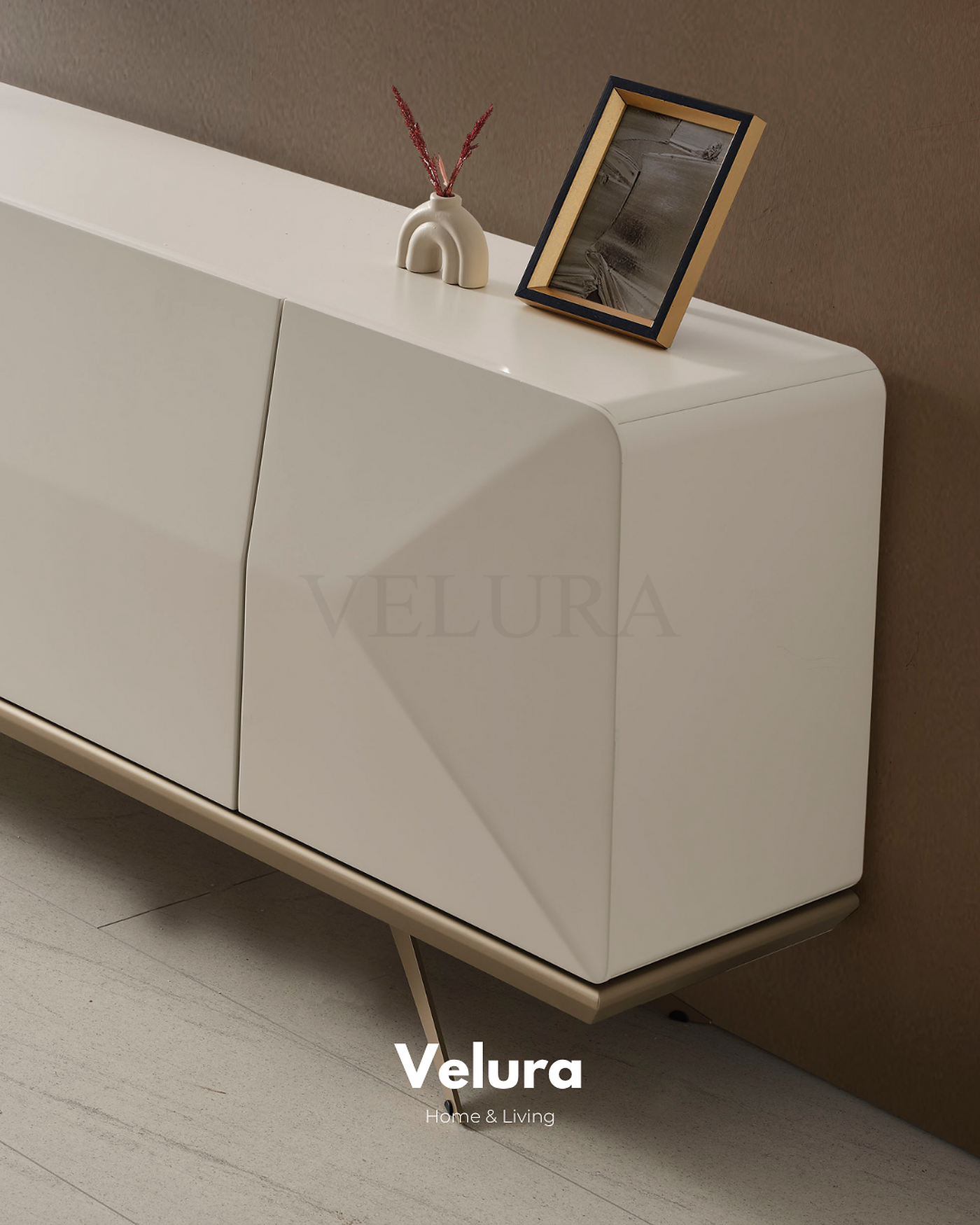 Vakko Konsol Gold krem ve mat gold detaylı modern konsol