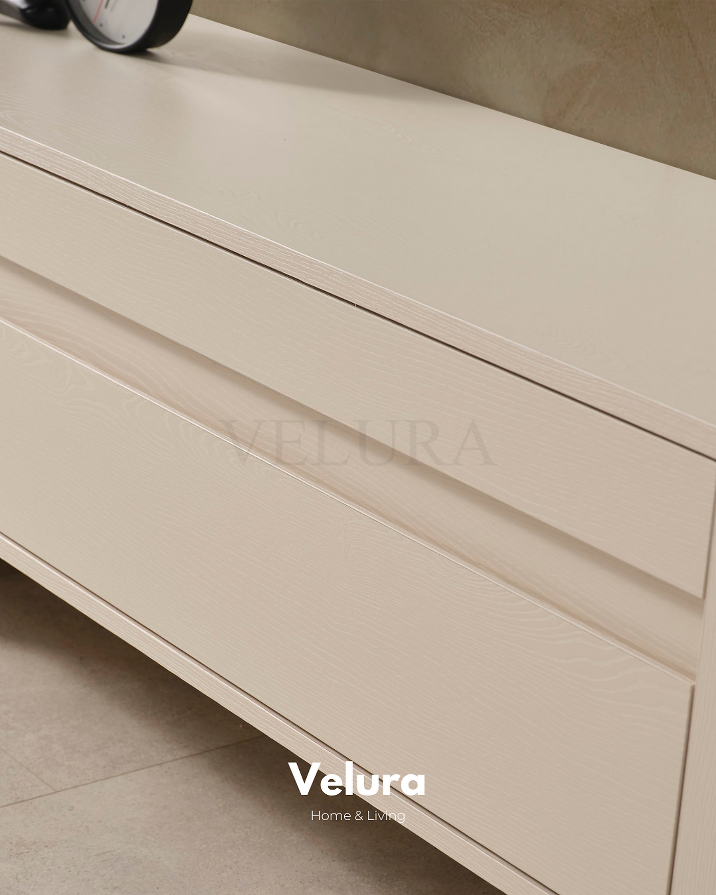 Yerden yüksek Eylül Tv Ünitesi Krem salon mobilyası
