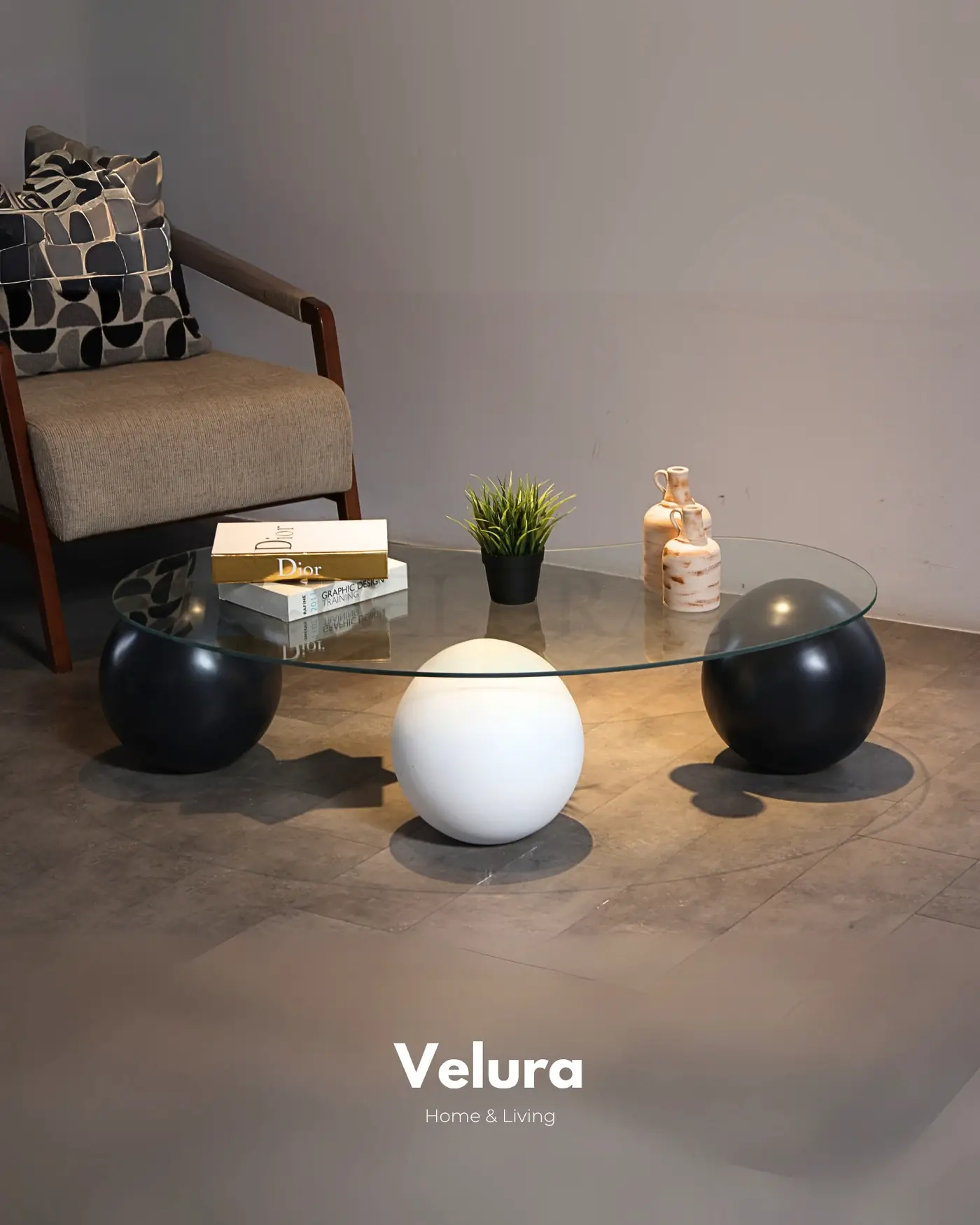 Minimalist Siyah Beyaz Toplu Orta Sehpa Siyah ve beyaz toplu şeffaf cam fasülye form orta sehpa