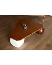 Küre Orta Sehpa - 2 Ceviz Top & 1 Beyaz Zar - Üçgen - Ceviz Mdf