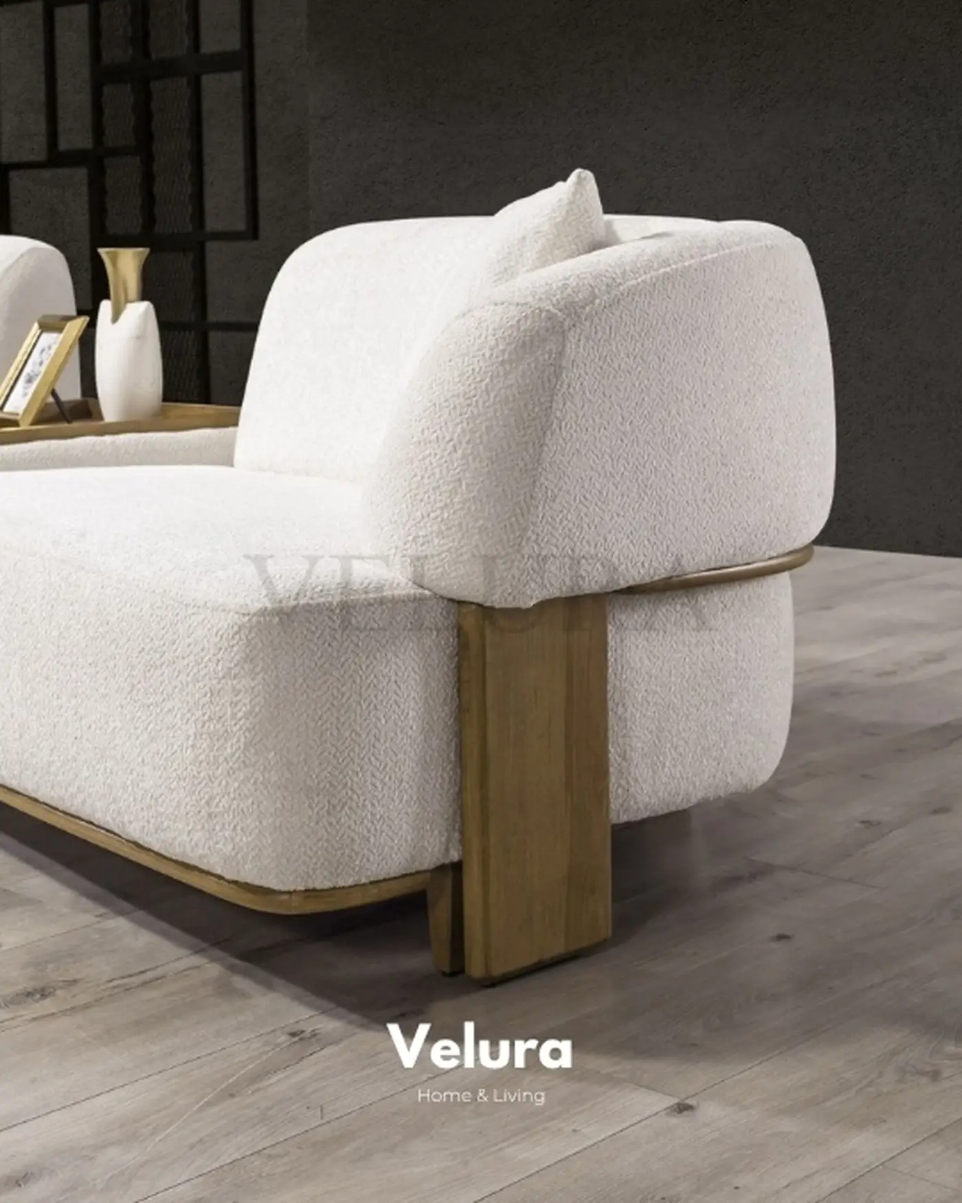 Moka Kanepe – Modern yataksız kanepe modeli bukle kumaş kaplamalı Moka Kanepe – Bukle kumaşlı, ahşap ayaklı, yataksız modern kanepe