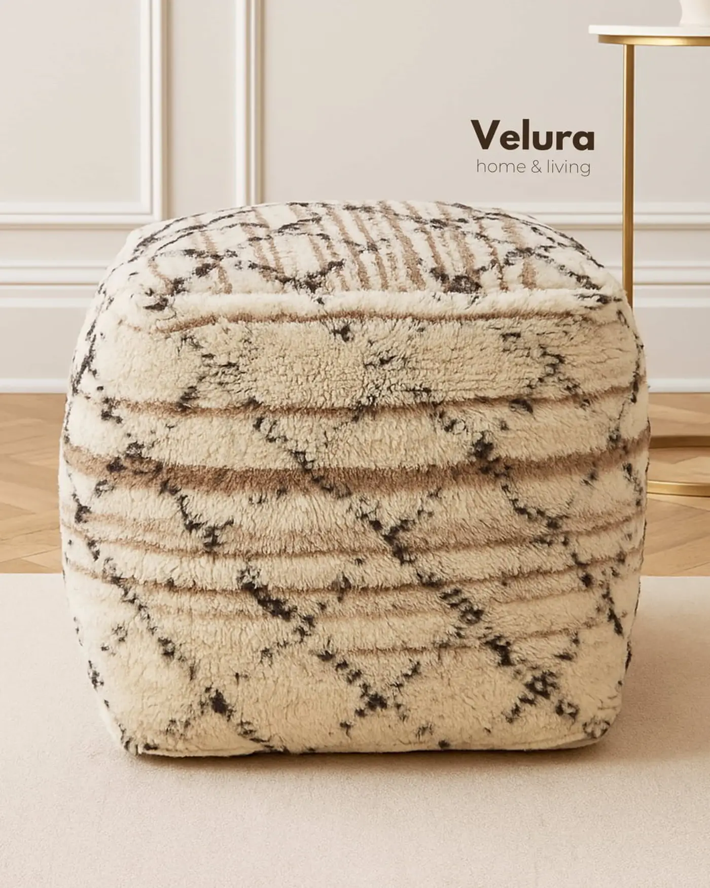 EPS dolgulu kare puf 40x40x40 ölçülerinde