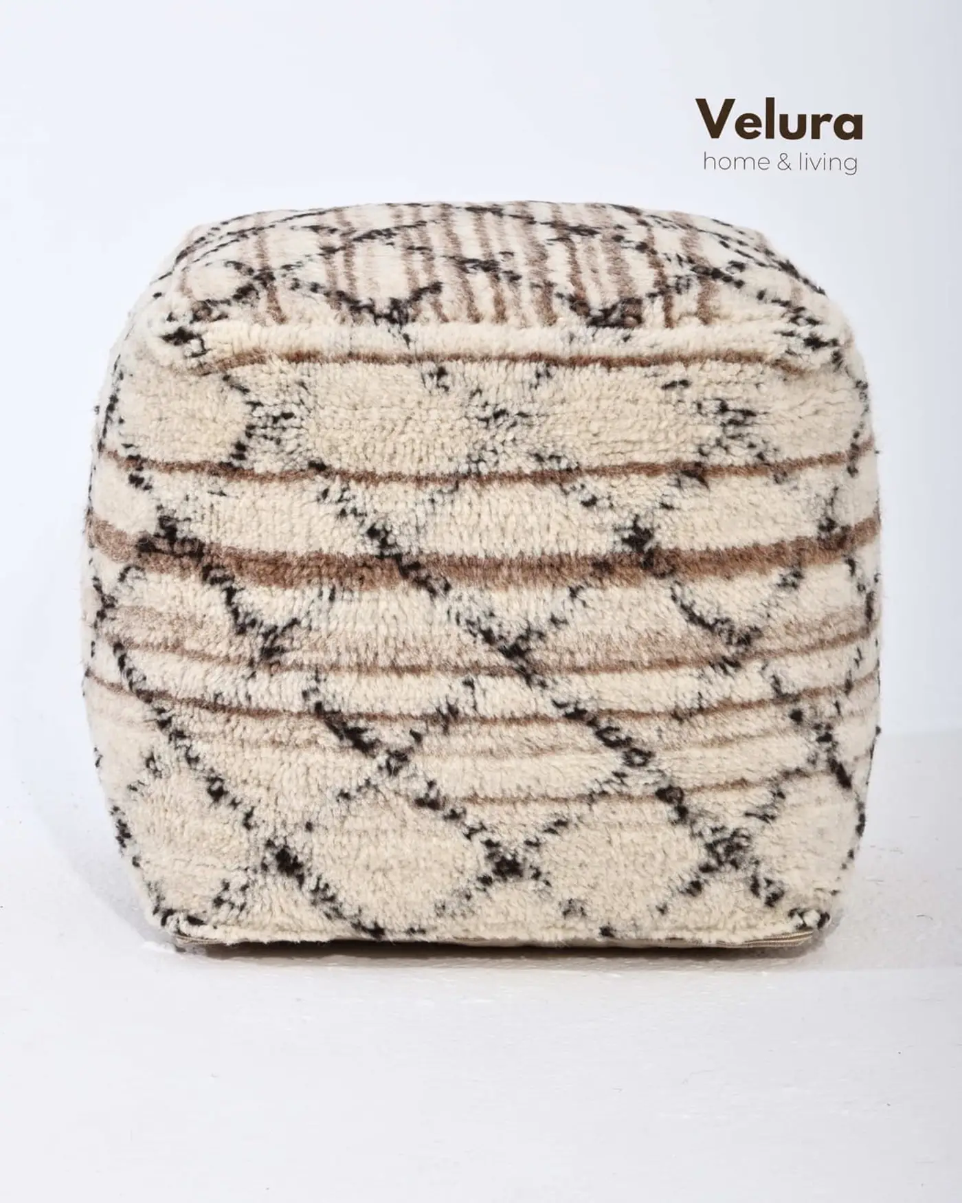 EPS dolgulu kare puf 40x40x40 ölçülerinde