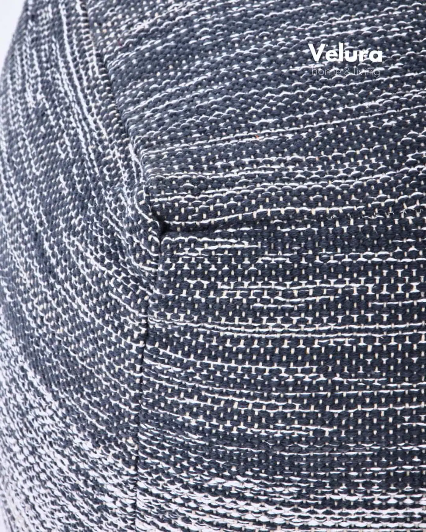 Delight Navy White puf lacivert beyaz geçişli tasarım
