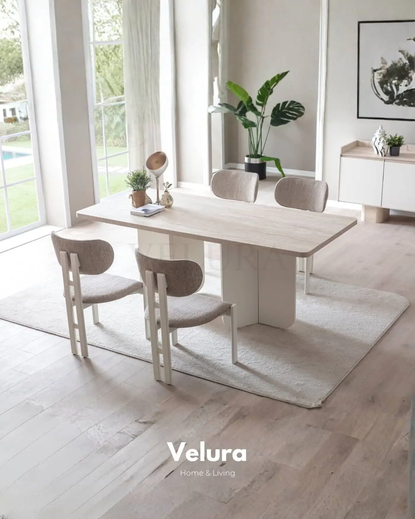 Flora Yemek Masası – Beyaz tabla ve traverten ayak detaylı modern masa