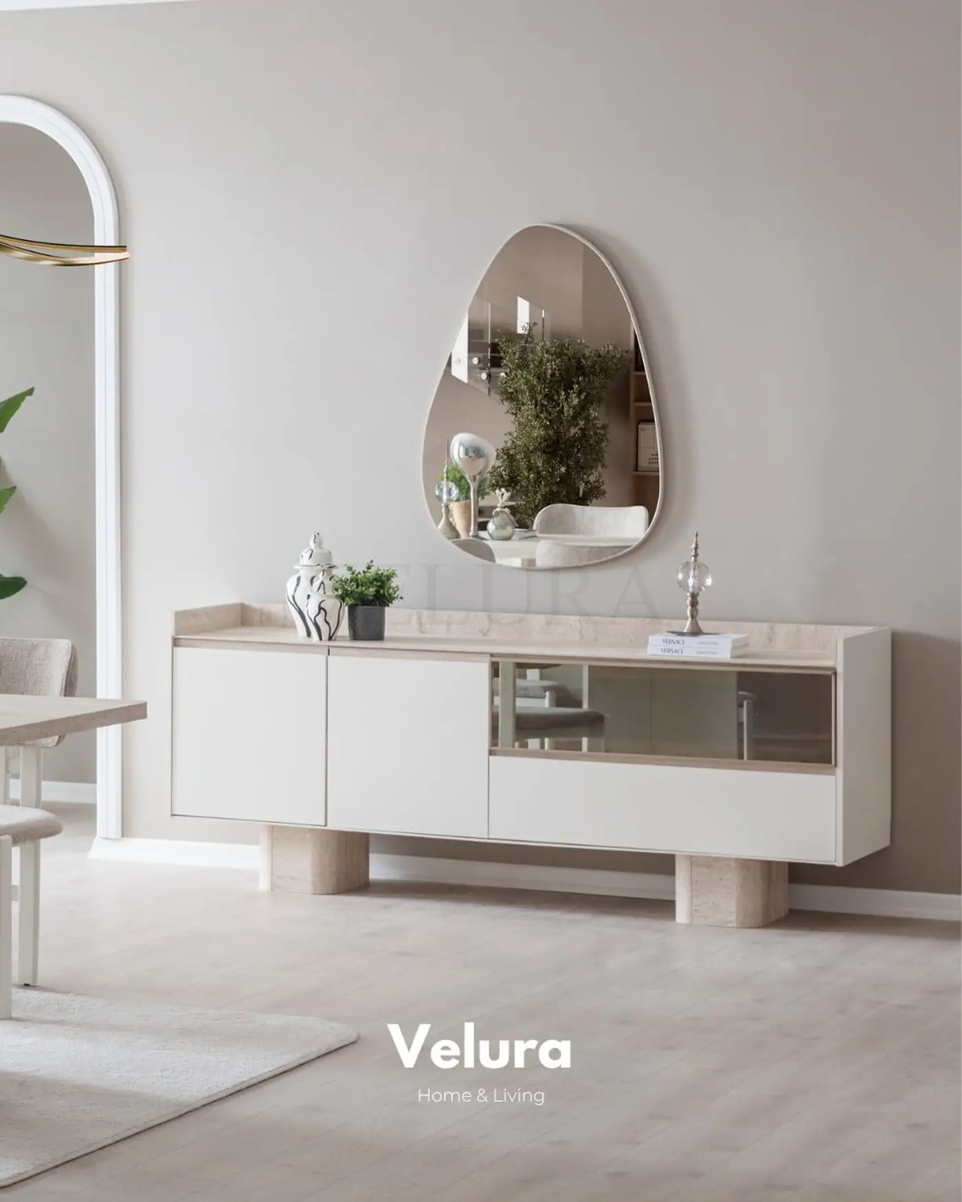 Flora Yemek Odası Takımı – Beyaz & traverten masalı, konsollu ve aynalı modern takım