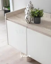 Flora Konsol