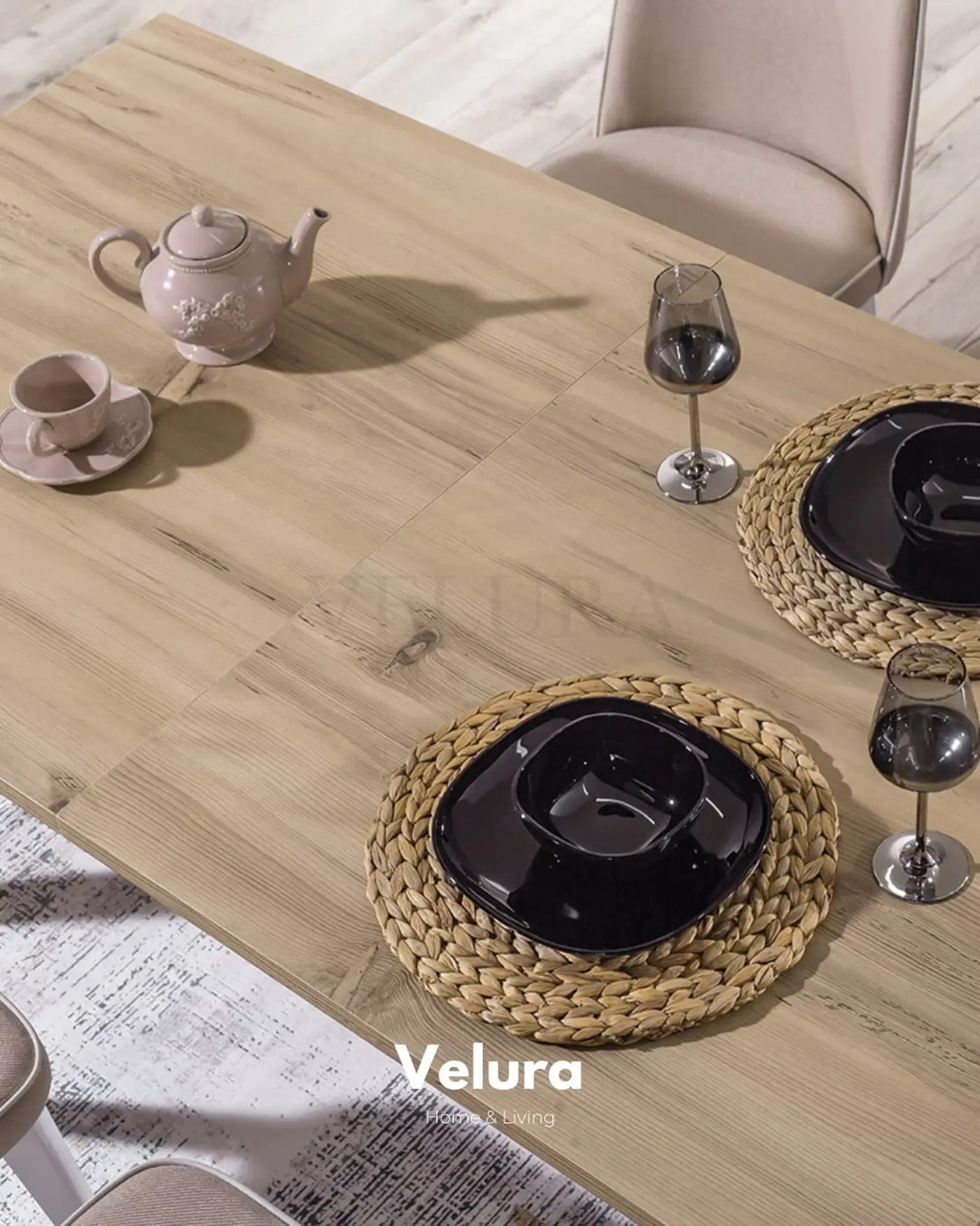 Legna Yemek Masası beyaz ayaklı açılır