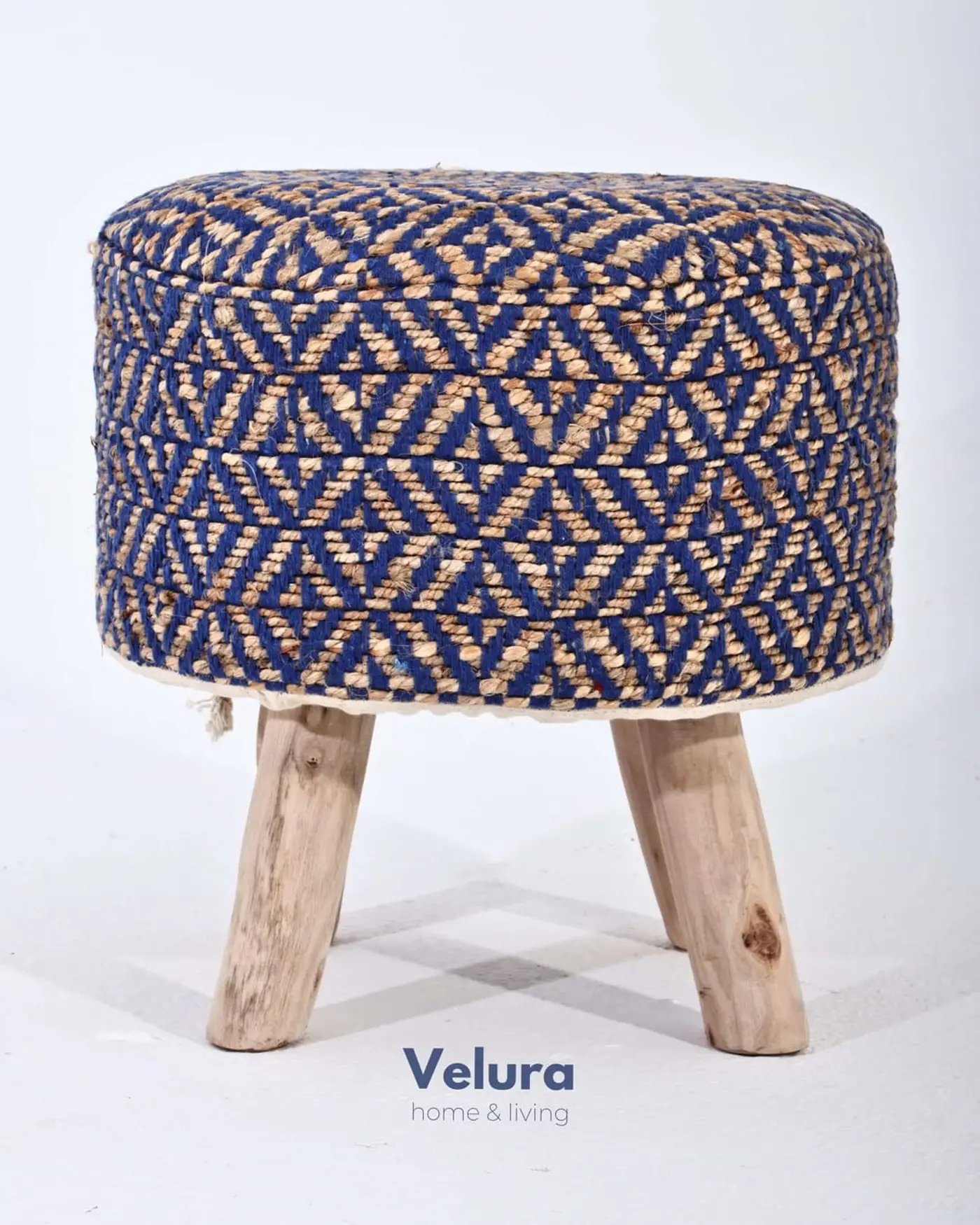 Velura Home modern ahşap ayaklı puf modeli
