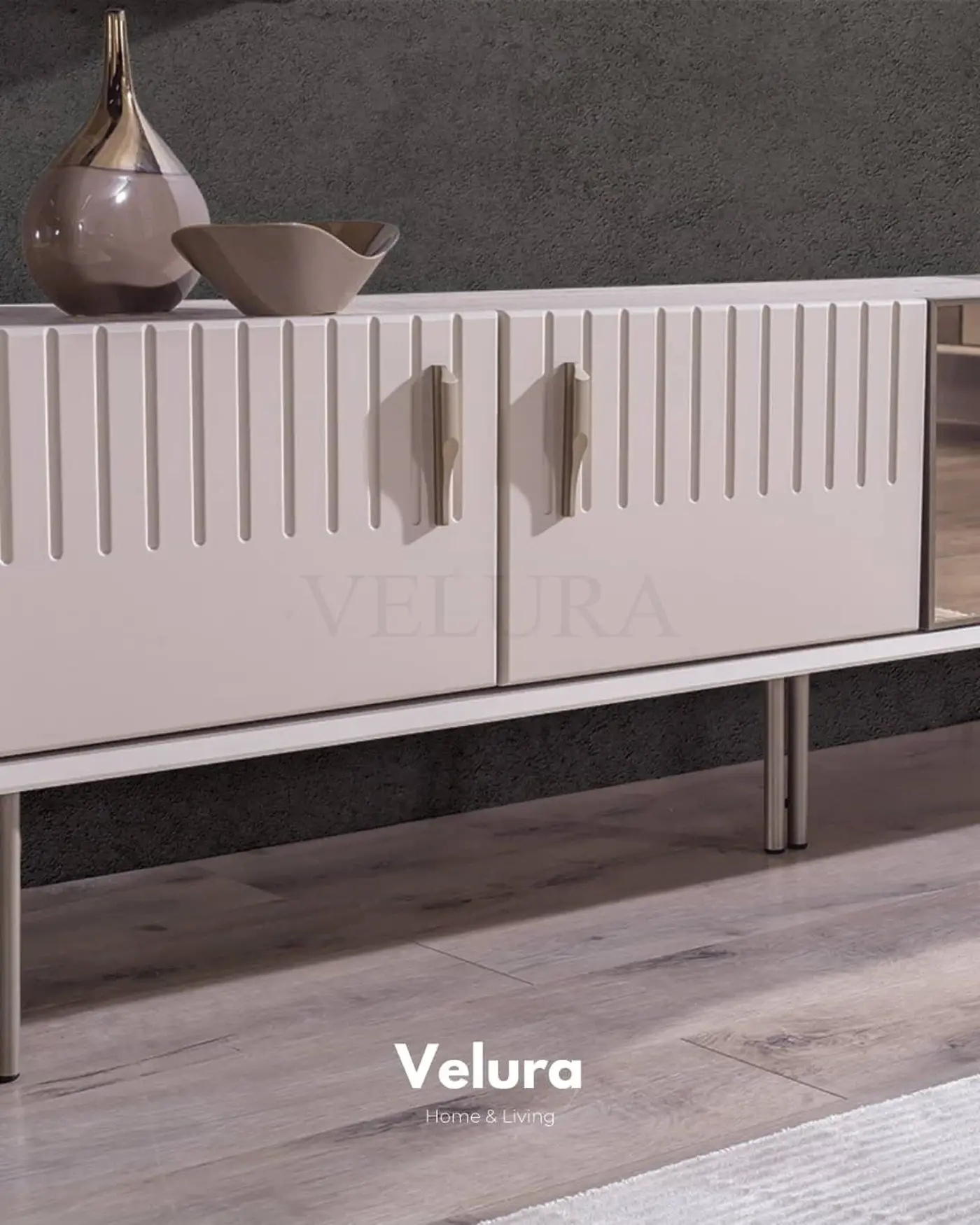 Tress TV Ünitesi kırık beyaz modern tasarım