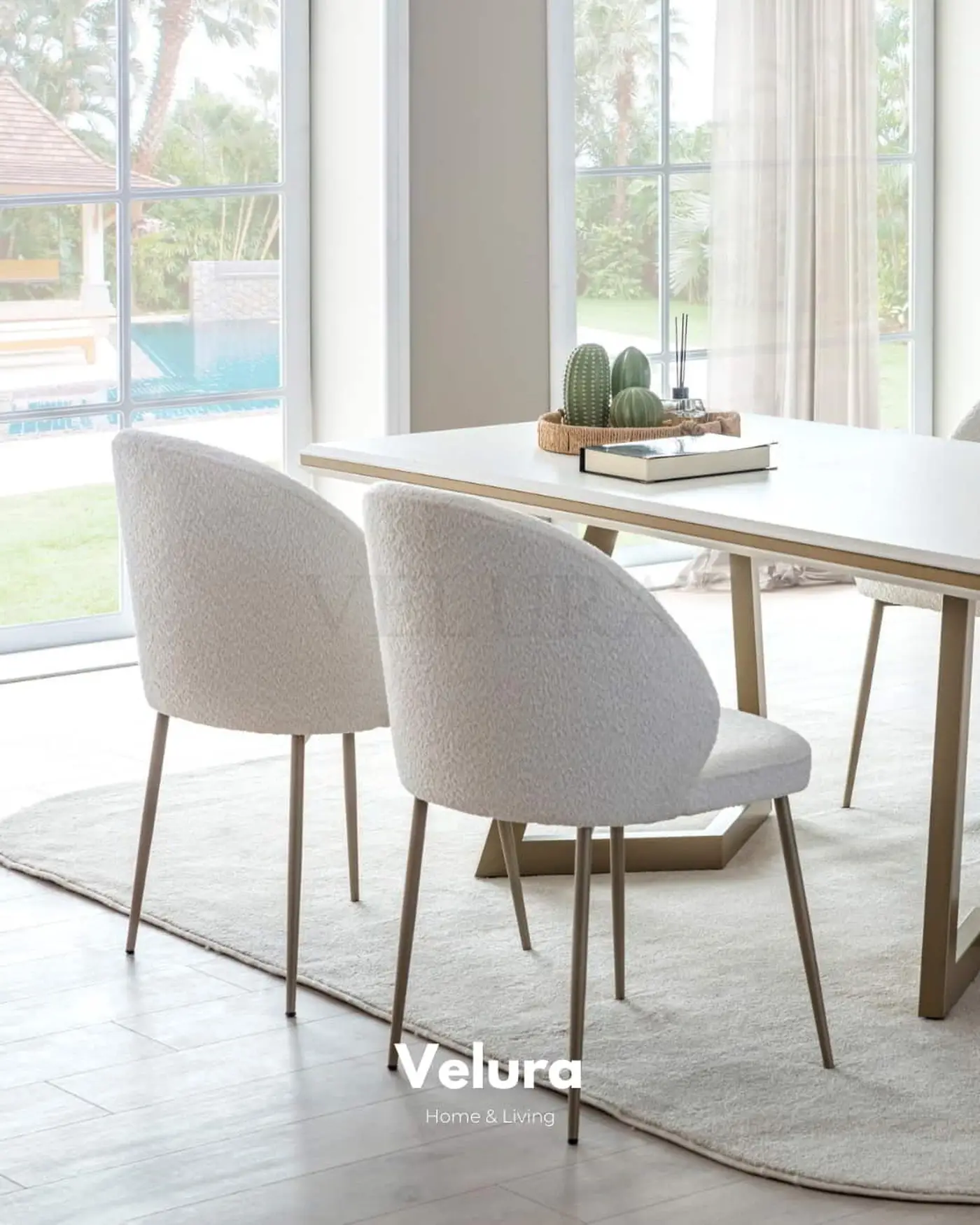 Valore Yemek Masası – Beyaz tabla ve gold ayak detaylı sabit masa