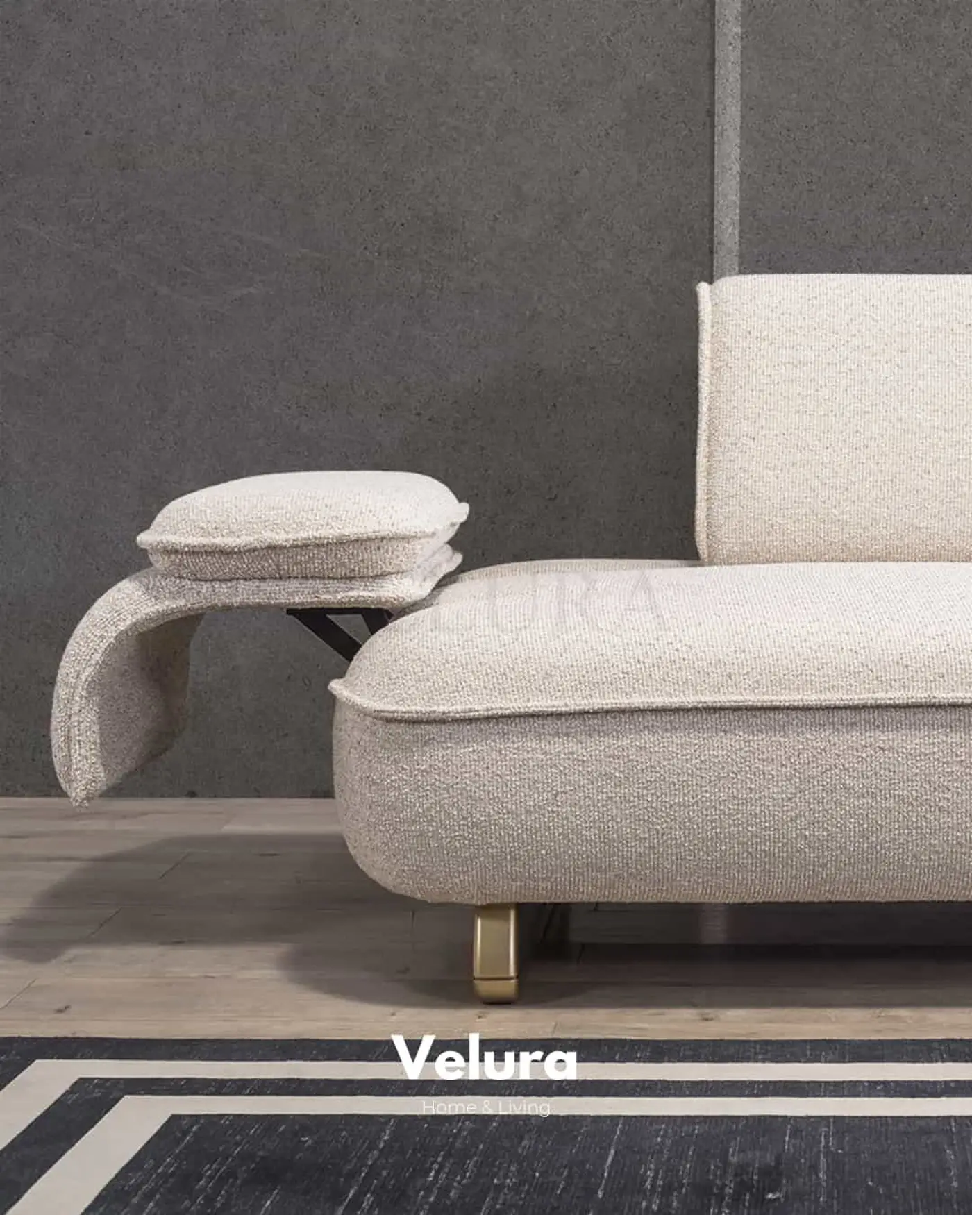 Krem renk Vista koltuk takımı, mat gold detaylı kanepe ve berjer
