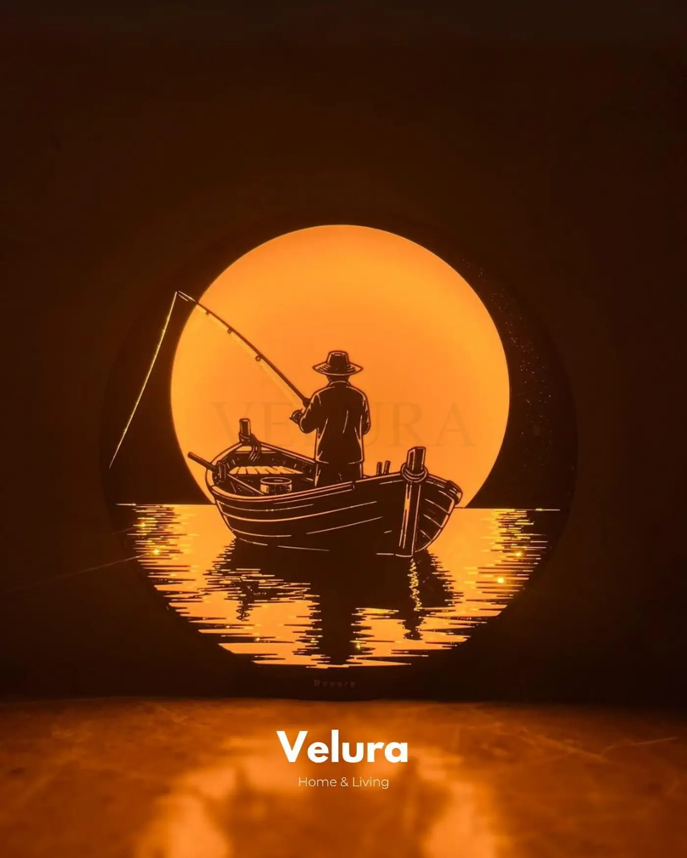 Balıkçı figürlü dekoratif ışık, sert plastik gövdeli, loş gece ambiyansı