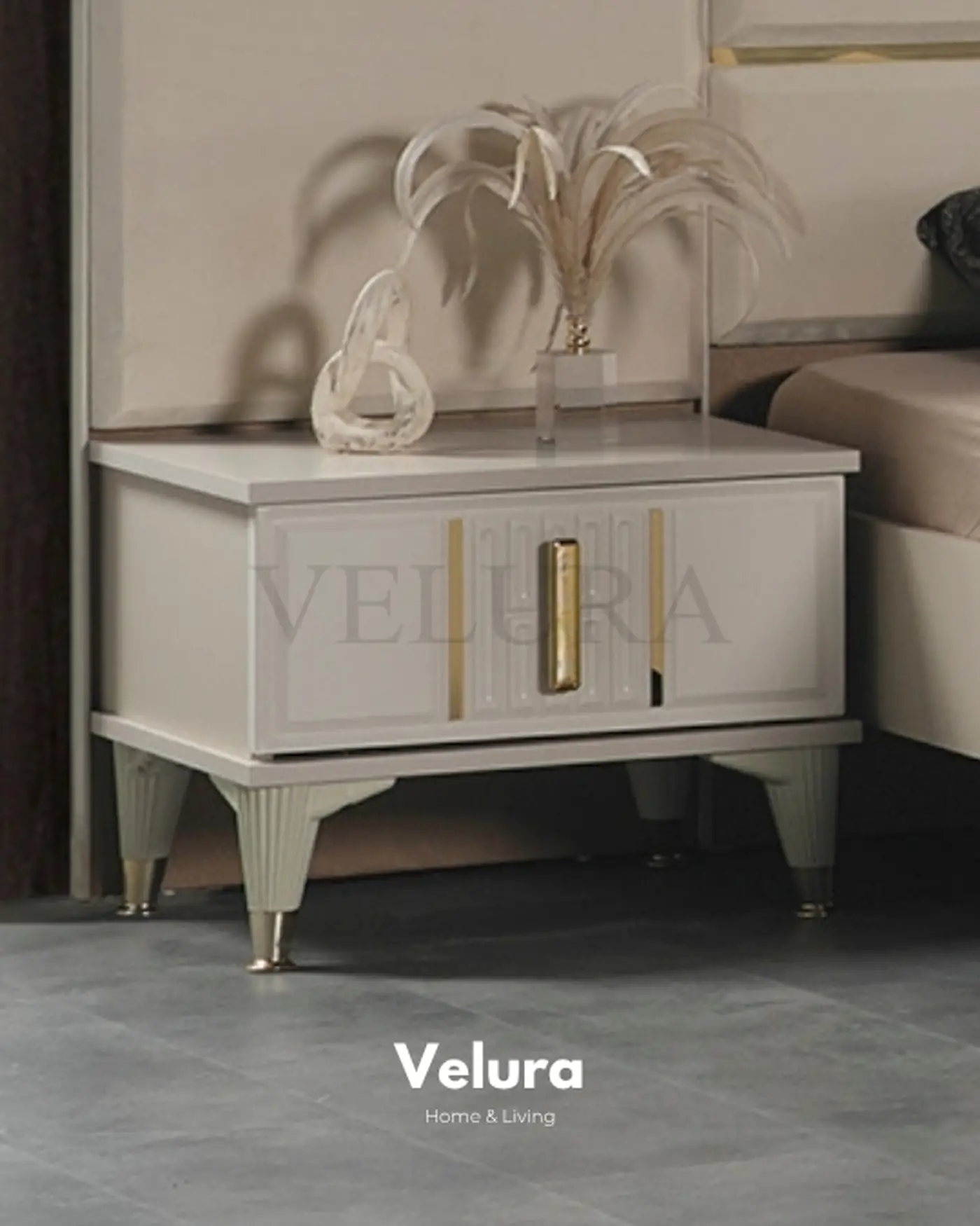 İnci Komodin Krem ve Gold Detaylı
