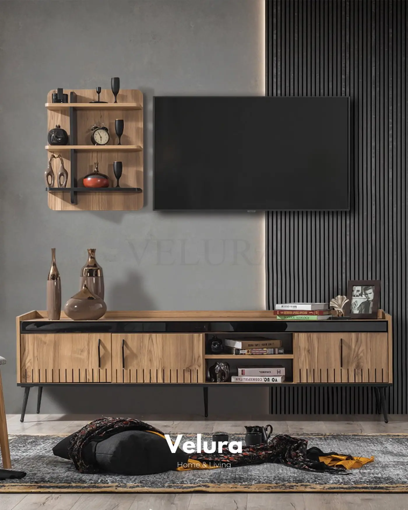İzgi TV ünitesi ahşap siyah detaylı