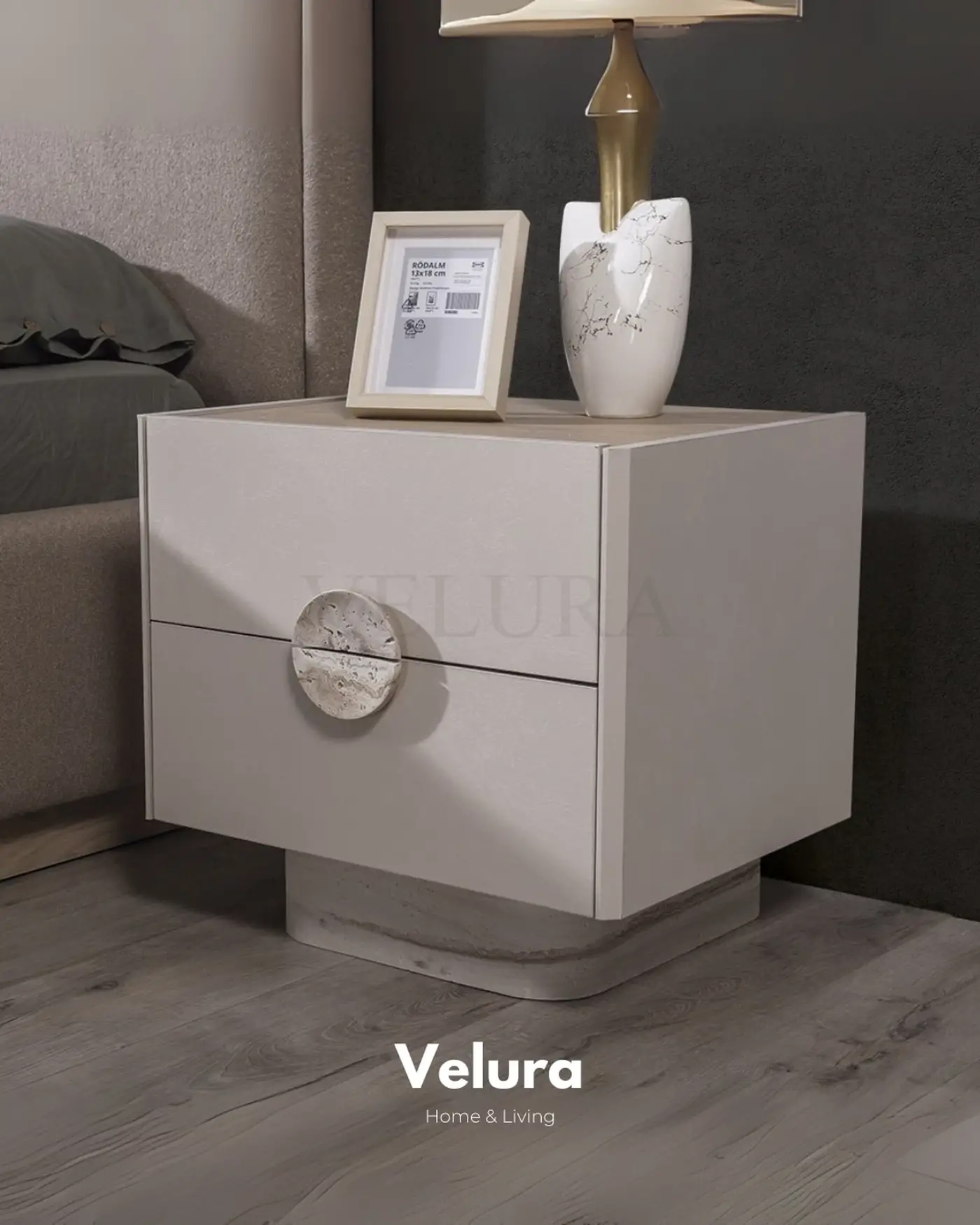 Traverten detaylı modern komodin modeli