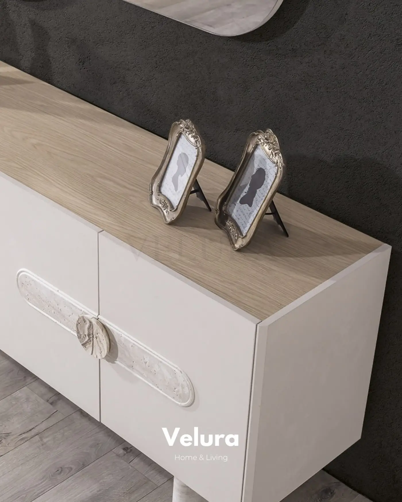 Velura Home Moon Konsol modeli