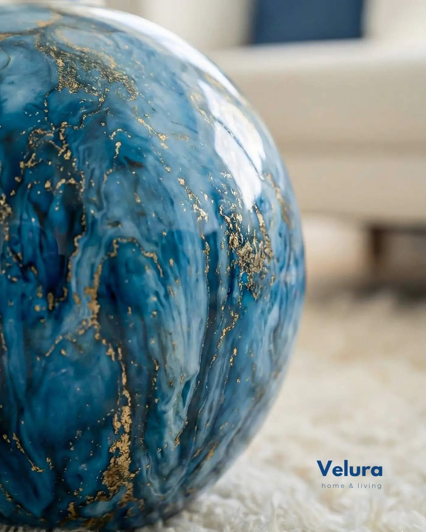 Velura Home Sky Model Şeffaf Fasülye Cam Orta Sehpa Gold Damarlı Mavi Mermer Şeffaf Fasülye Cam Orta Sehpa