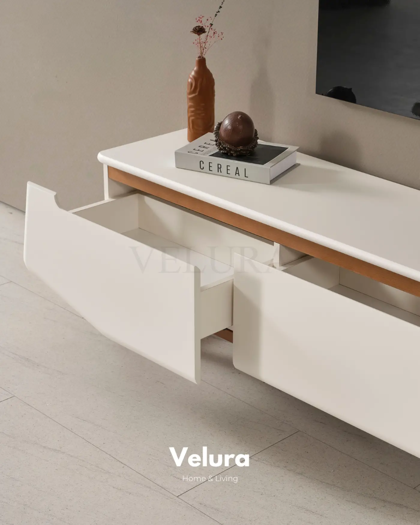 Beykoz Yemek Takımı krem ve ceviz tonlarında modern yemek odası takımı