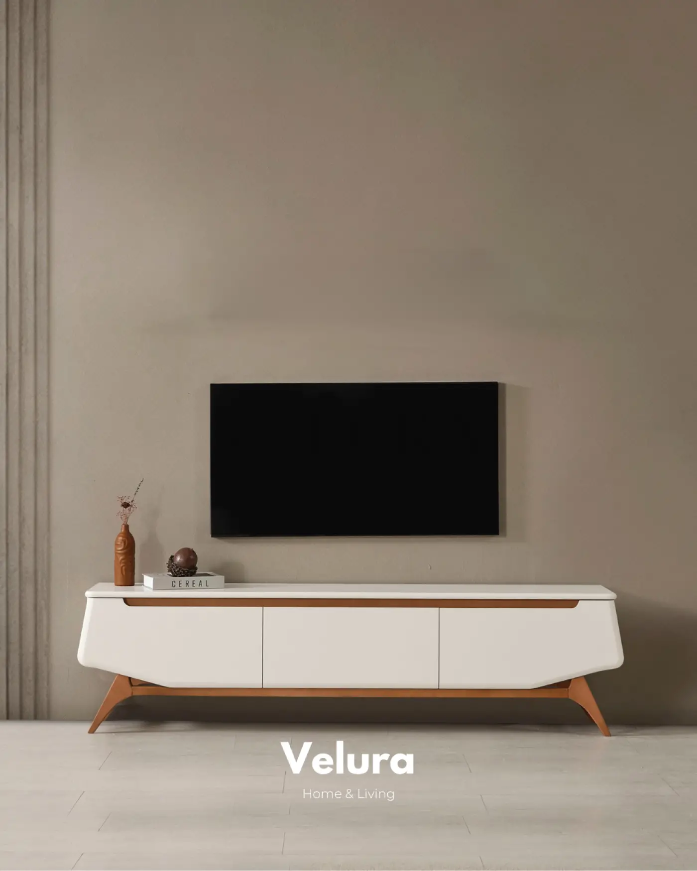Beykoz Tv Ünitesi krem renkli ceviz ayaklı modern tv ünitesi