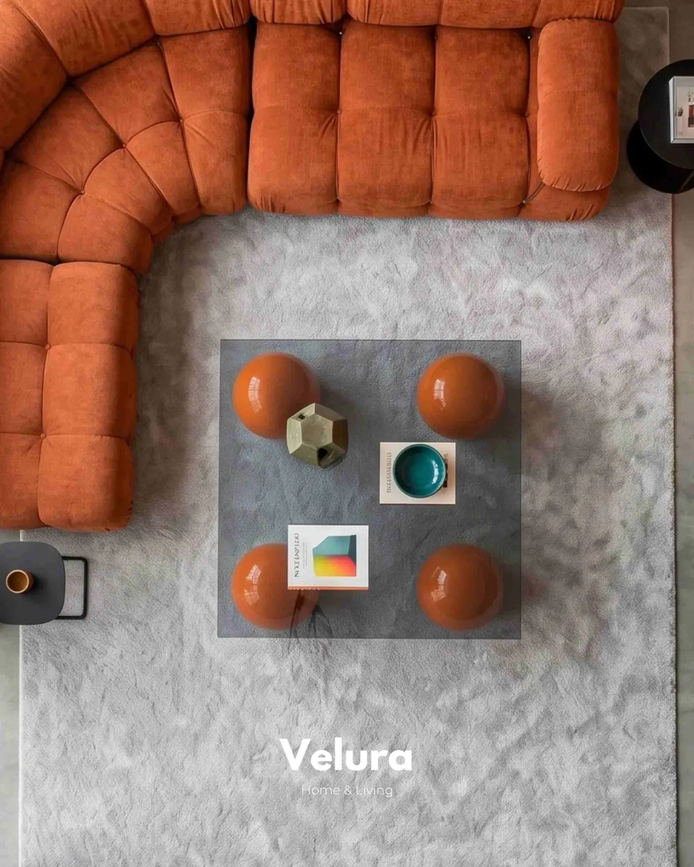 100x100 cm kare füme cam tablalı turuncu küre sehpa