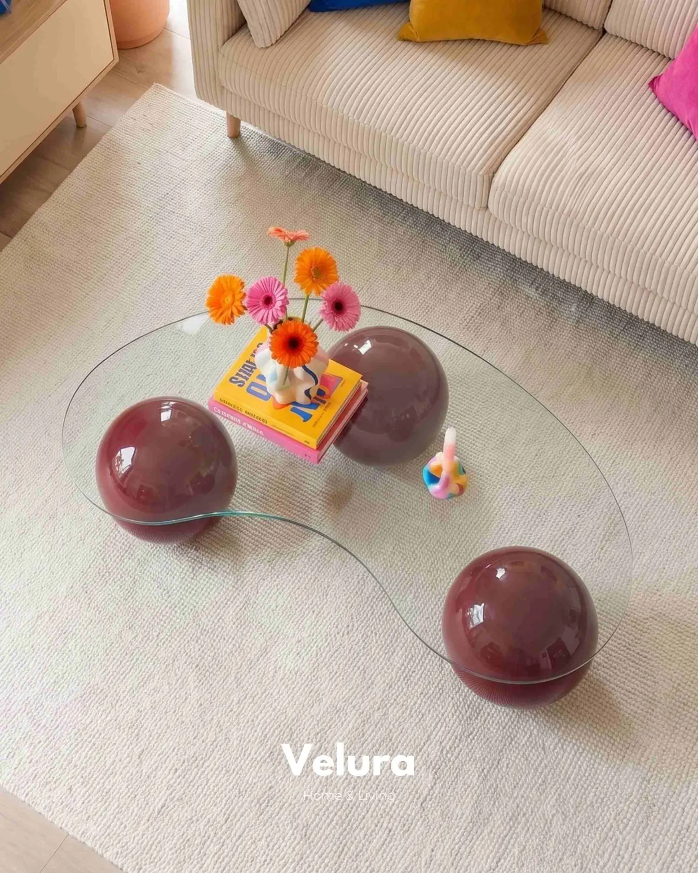 Bordo küre ayaklı fasulye şeffaf cam orta sehpa