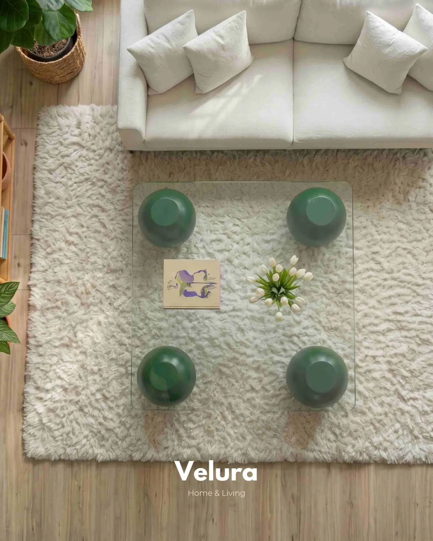 Yeşil Küre Ayaklı Kare Şeffaf Cam Sehpa