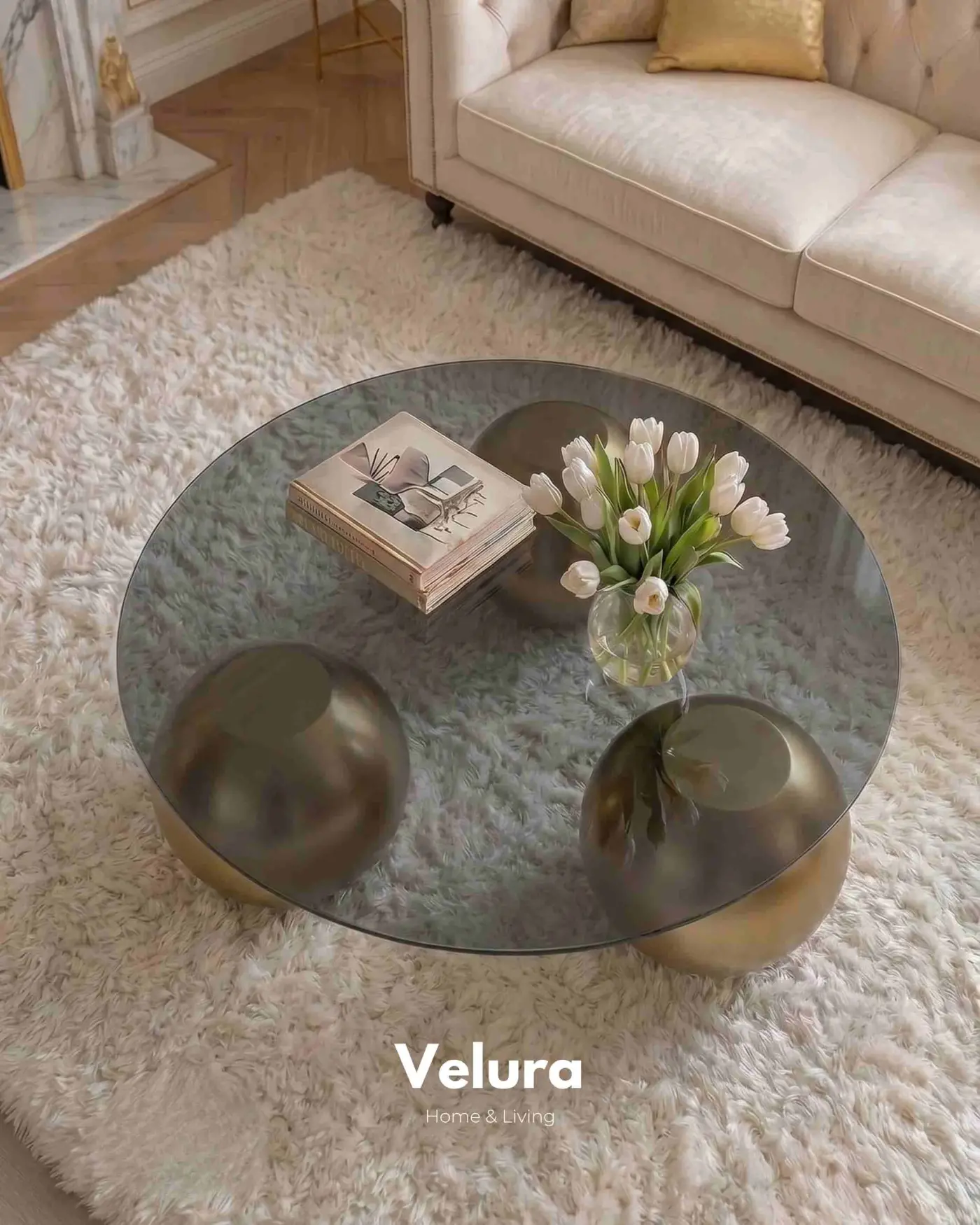 Yuvarlak Füme Cam ve Gold Küre Sehpa