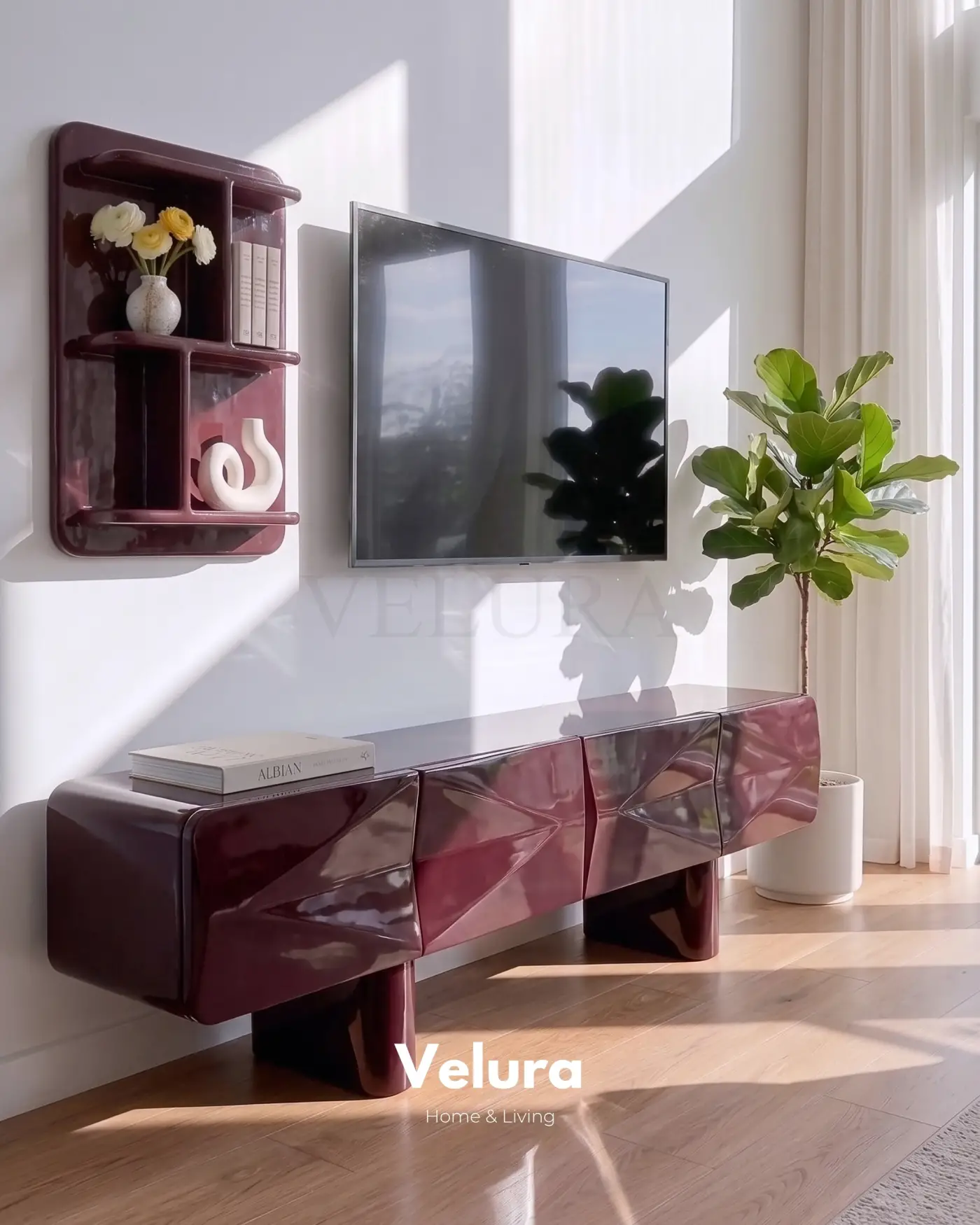 Modern salon dekorasyonunda bordo Lura TV ünitesi