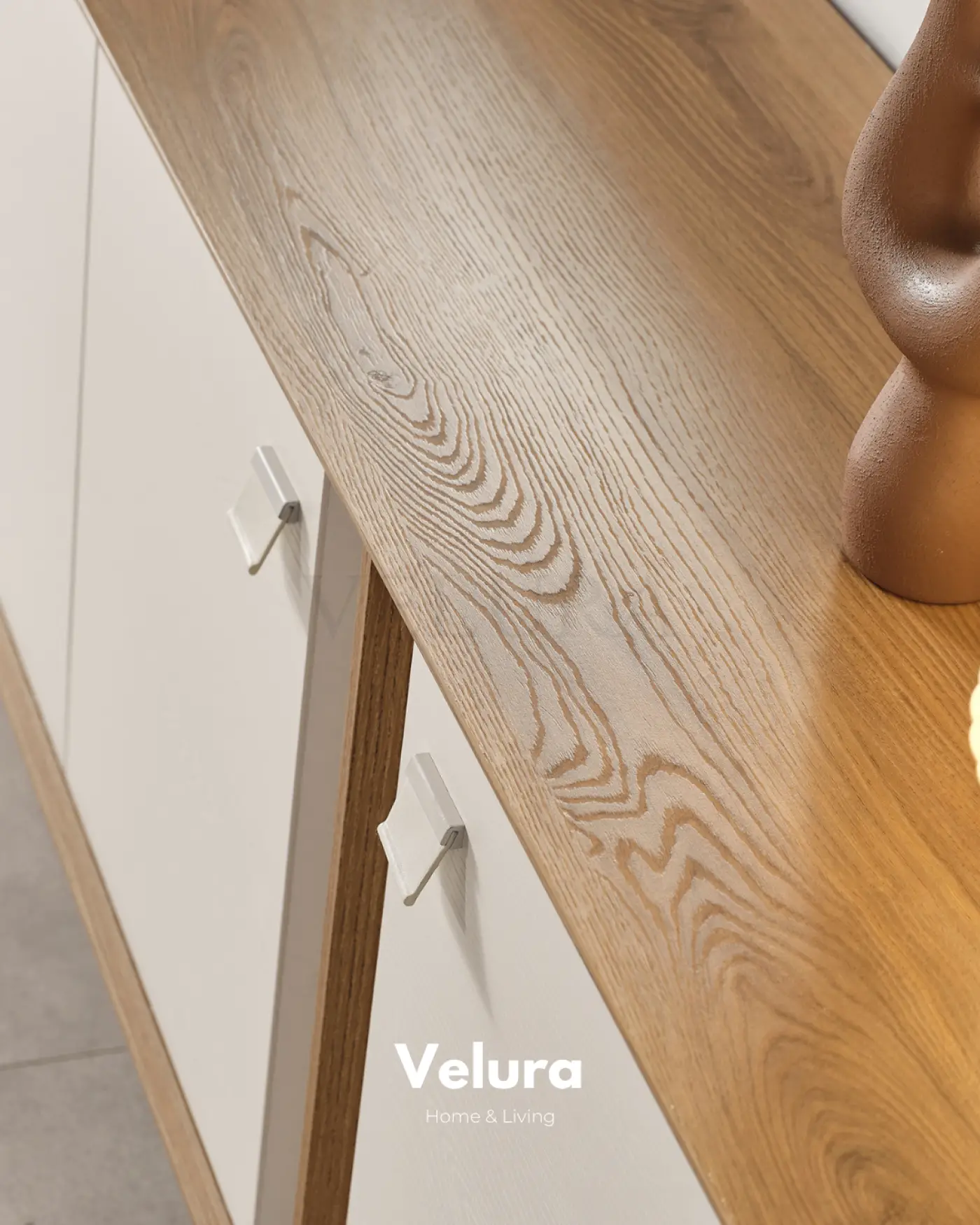Kolezyum Konsol Krem ve Naturel 4 kapaklı modern konsol