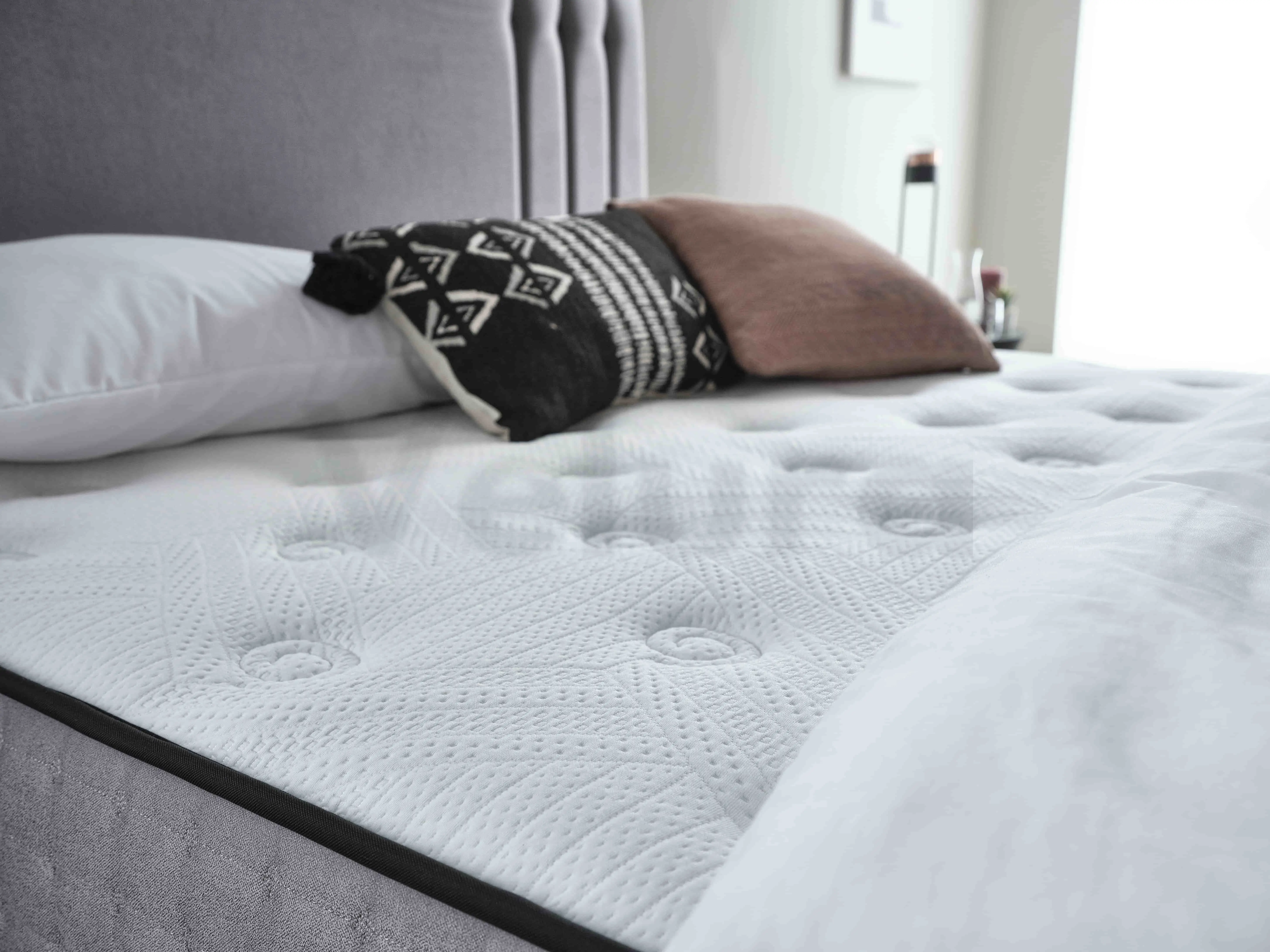 Velura Home Trend Yatak Seti modeli
